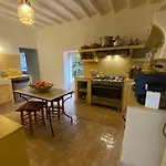 Exceptionnelle Villa Riad Avec Cuisiniere-Piscine Chauffee-Navette Airport Gratuite-Fibre Internet