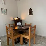 Comeje House