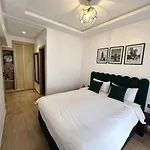Elegant Appartement Avec Piscine Au Coeur De Marrakech