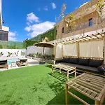 Villa Kais Luxe, Serenity And Security With Pool