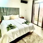 Villa Paradis
