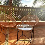 Apartment Cosy With Pool And Garden