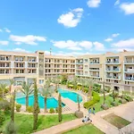 Royal Deluxe Platinum - Marrakech, Luxe Pool View