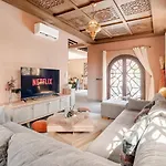 Villa A Marrakech With Warm Pool