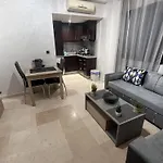Appartement 1 Chambre Avec Climatisation, Salle De Sport, Piscine Et Wi-Fi A Gueliz