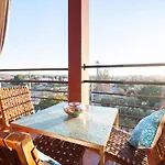 Penthouse Avec Jacuzzi Prive