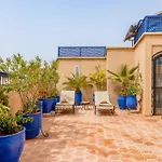 Riad Awinati Location Privatisee ,Piscine Chauffee , Beau Rooftop