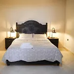 Rentsuite Victor Hugo Hills