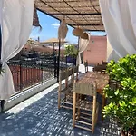 Riad Dar Lakbira