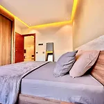 Quiet And Central Apartment