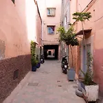 Riad Davina