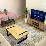 Julie\'S Private Apartment