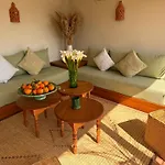 Riad Prive Sadaka Bassin Rooftop