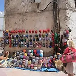 Riad Des Droles