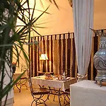 Dar Lholoum