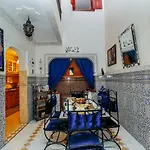 Riad For S