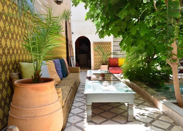 So Chic Riad