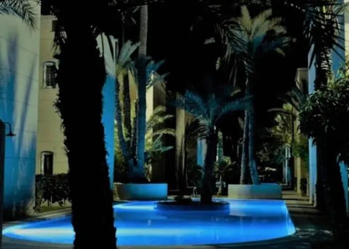 Super Riad Avec Piscine Interieure