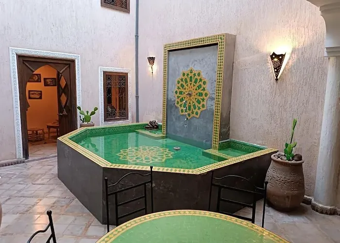 Riad Dar Naai Privatif 3 Chambres 6 Personnes Place Jemma El Fna