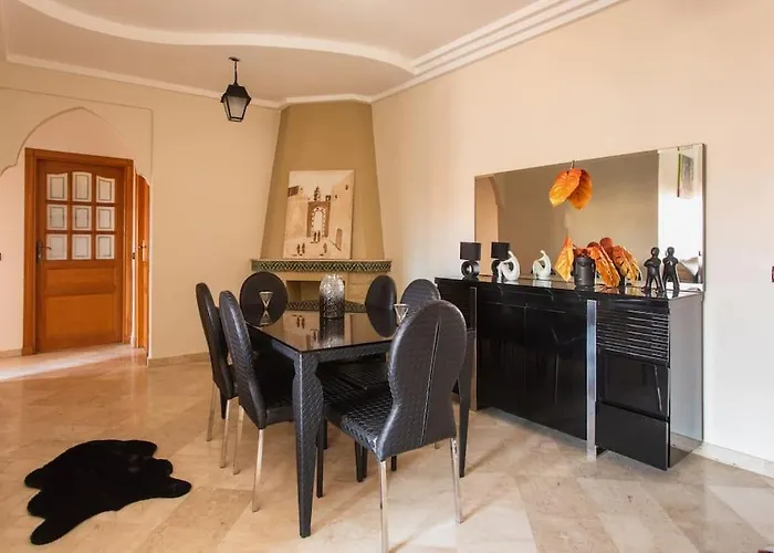 A Stunning 2 Bedroom Hivernage