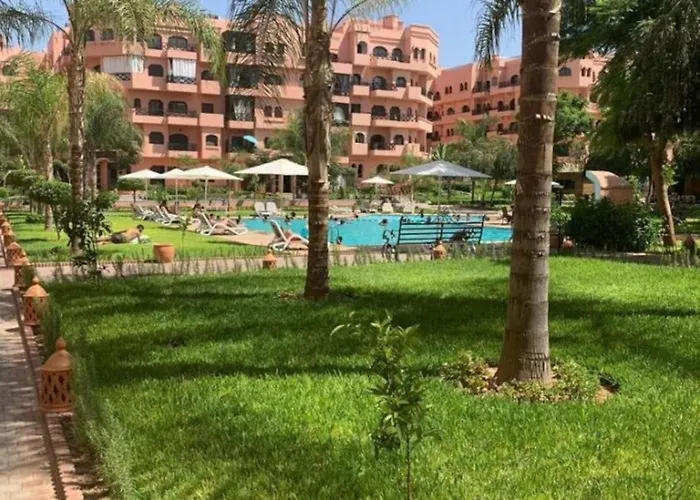 Propriete Calme De Vacances Village Privee 2 Chambres Avec Piscines