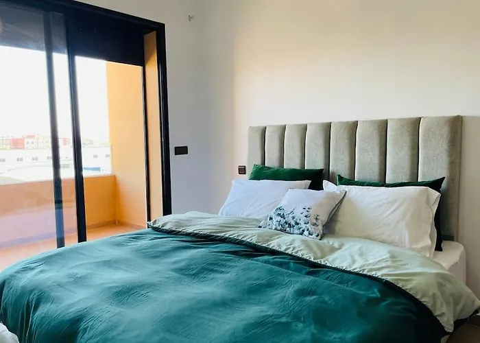 Luxury 2Br In The Downtown