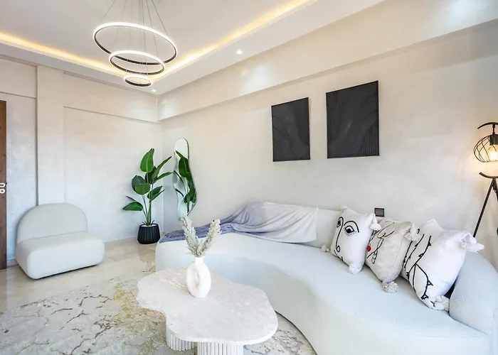 Modern & Charming Apartment In The City Center