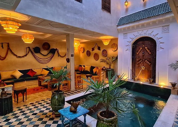 Riad Belikoss Pool & Spa