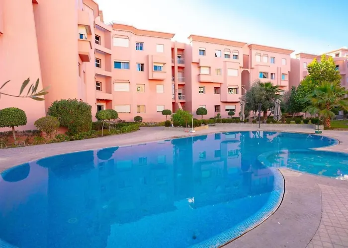 Grand Royal Luxury Green Palace