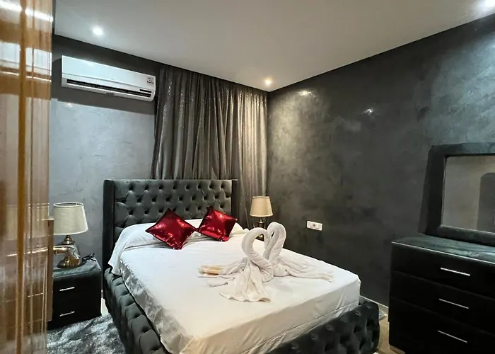Appartement Luxueux Au Centre Geuliz