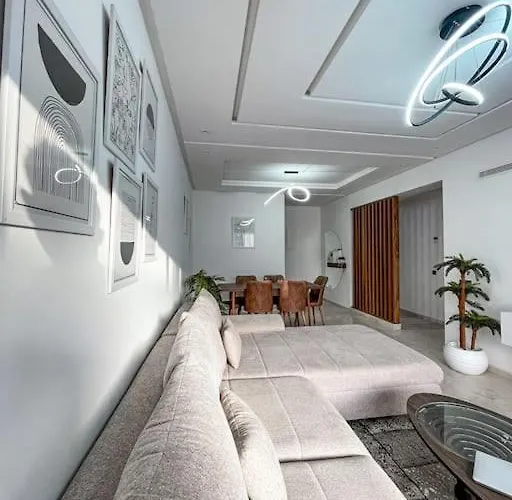 Menara Gardens Apartment & Pool