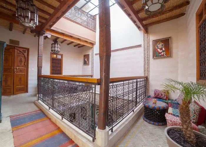 Riad Ikalimo 1
