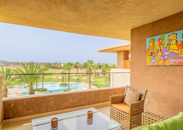 Relax Front Of Panoraview Pool Golf Atlas