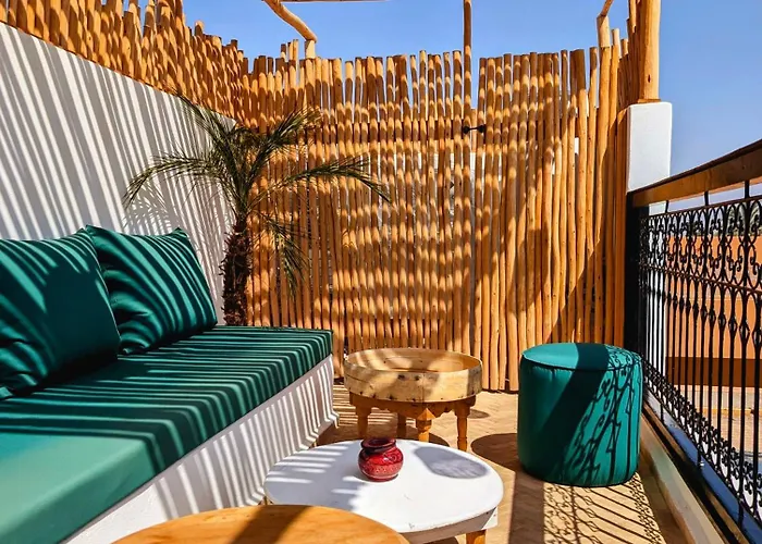 Riad Lisa 6 Personnes