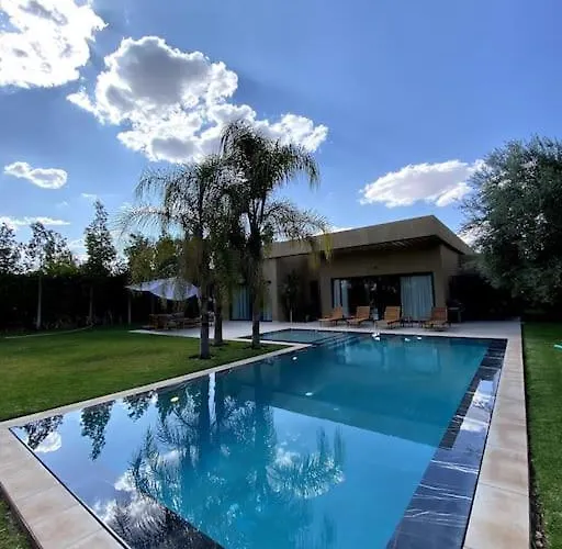 Villa P1 Avec Piscine Chauffee