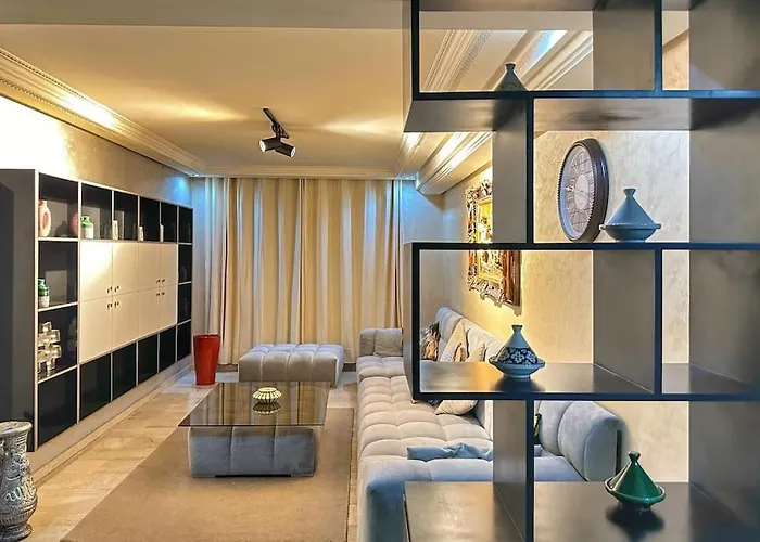 Stylish & Comfy Appartment Haven 5 Stars Location Plaza Views