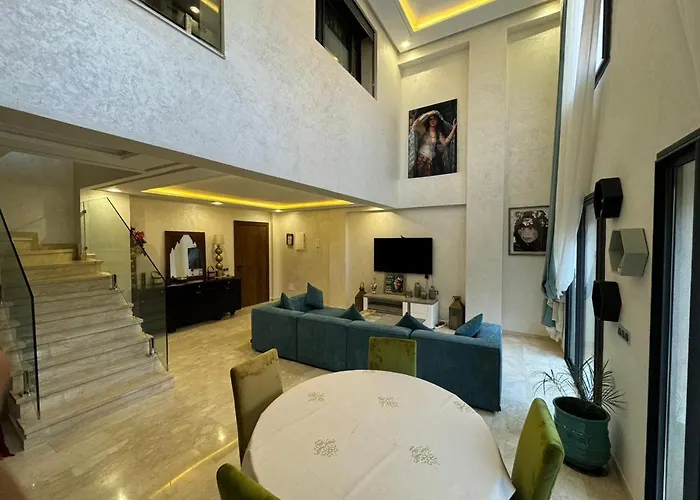 Modern Hivernage Duplex With Private Pool