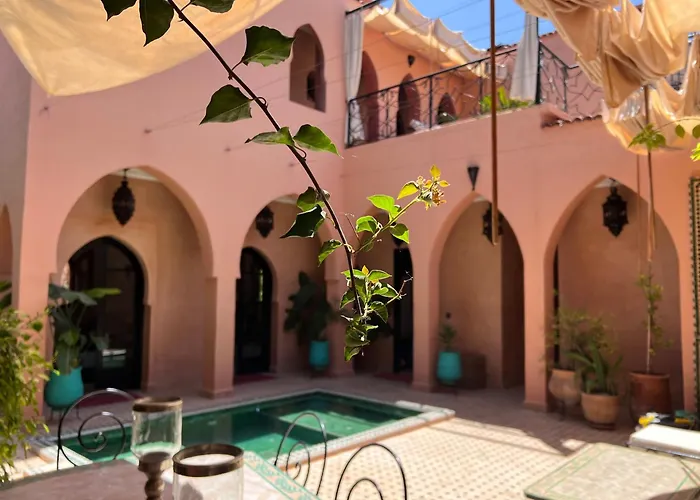 Riad Nadina