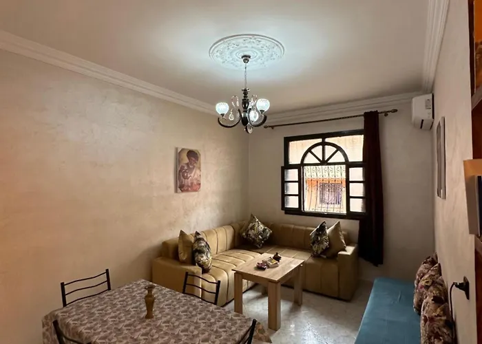 Lovely 2-Bedroom Appartement