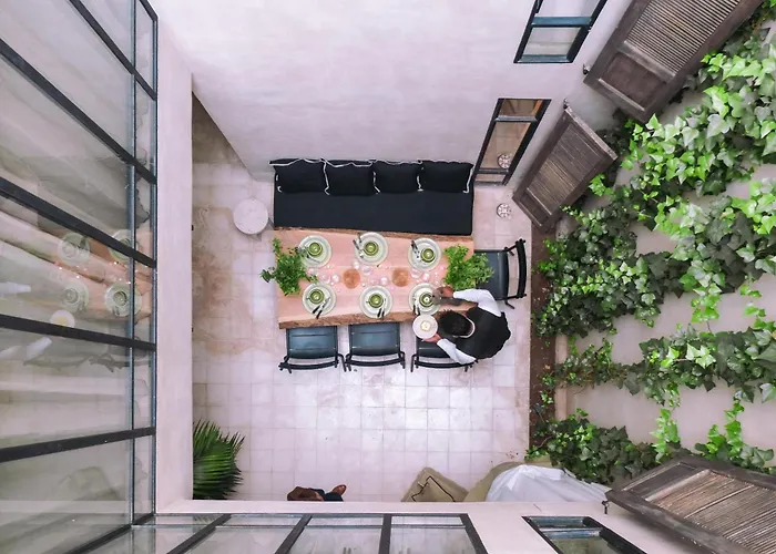 Riad House Redmery