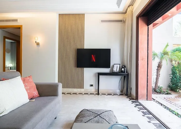 Appartement Cosy Avec Parc Et Piscine Pour Femme