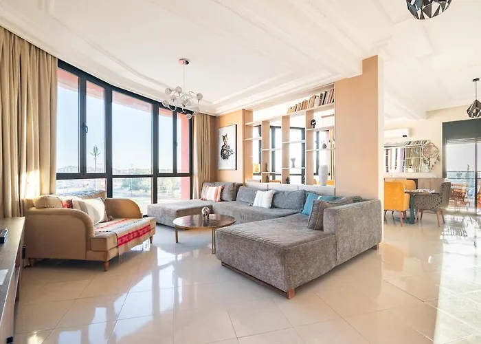 Penthouse Avec Jacuzzi Prive