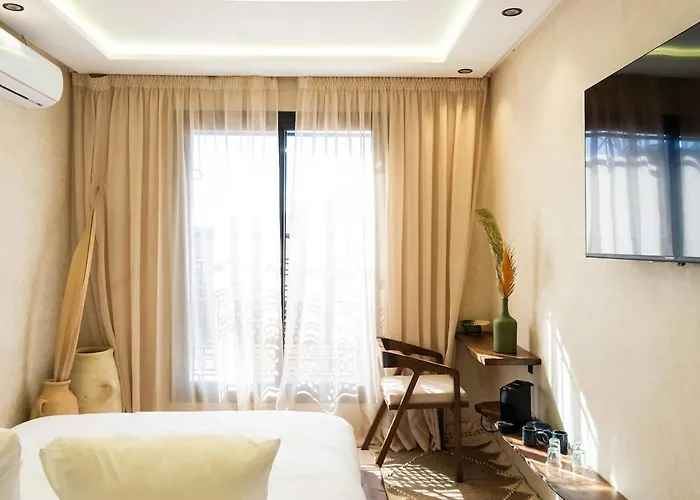 Cozy Suite In The City Center Comfort And Convenience