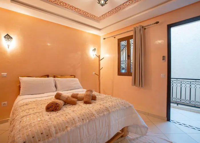 Private Riad 3Ch Salon, Terrasse Avec Jacuzzi , A Jemaa El Fna