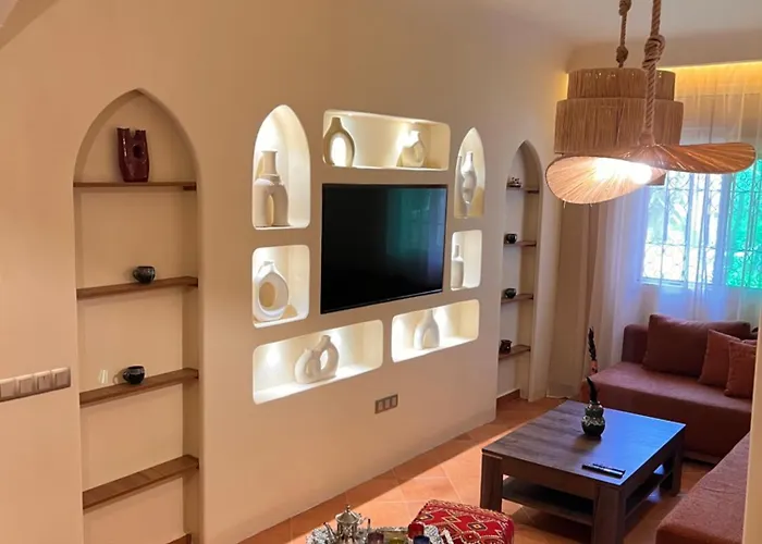 Riad Appart F3 Exceptionnel A Gueliz - A 5 Min De La Gare - Piscine, Wi-Fi Et Parking Au Coeur De Marrakech