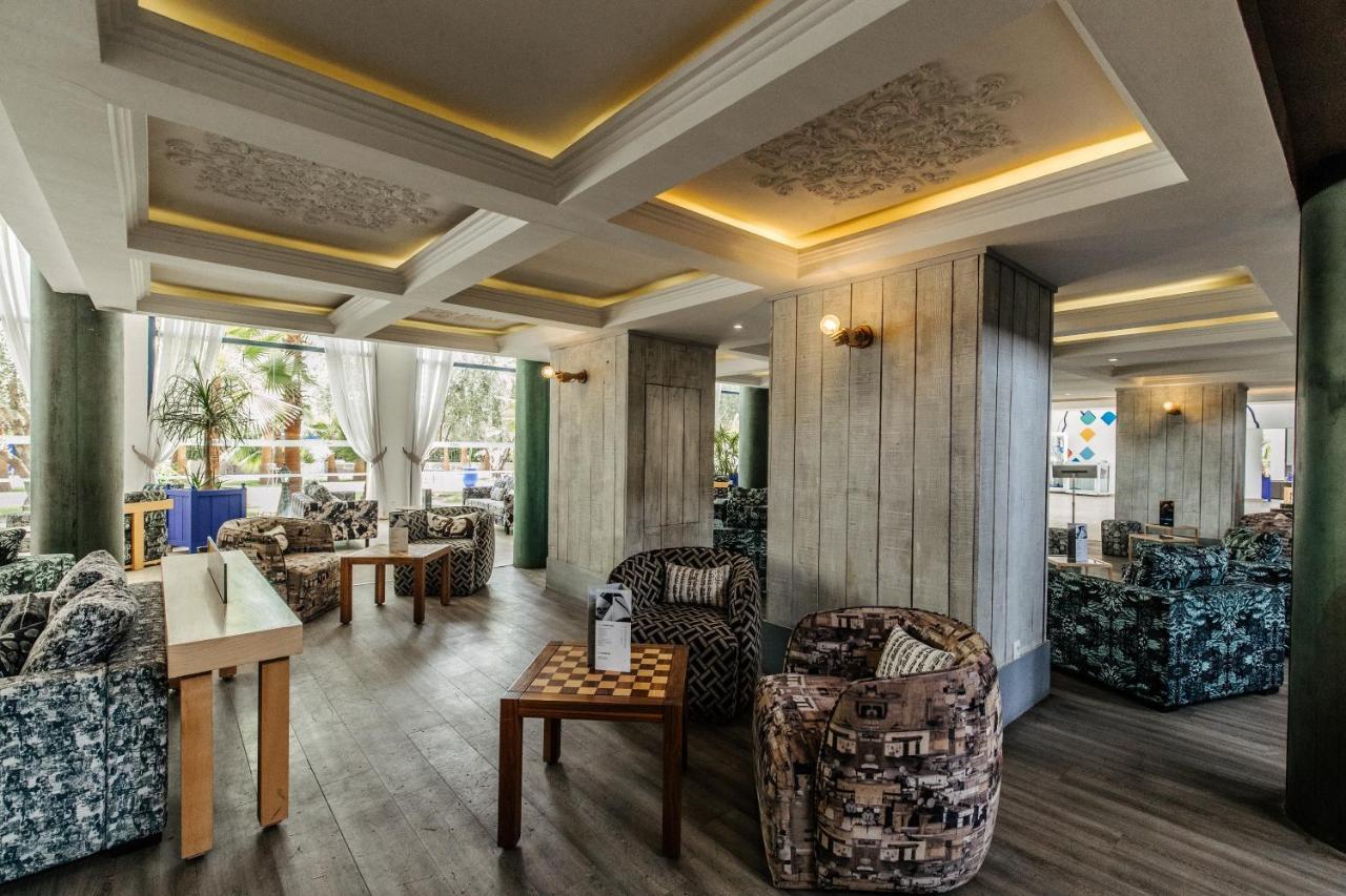 Wazo Hotel