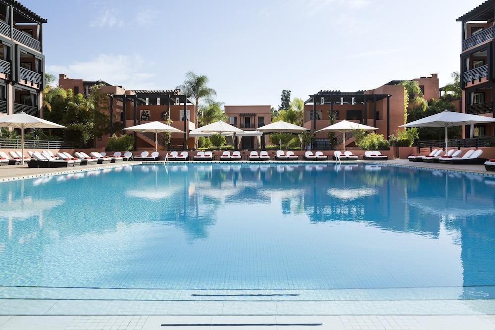 & Barriere Le Naoura 5*