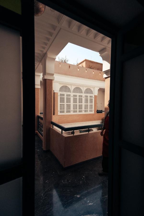 Albatoul Riad 2*
