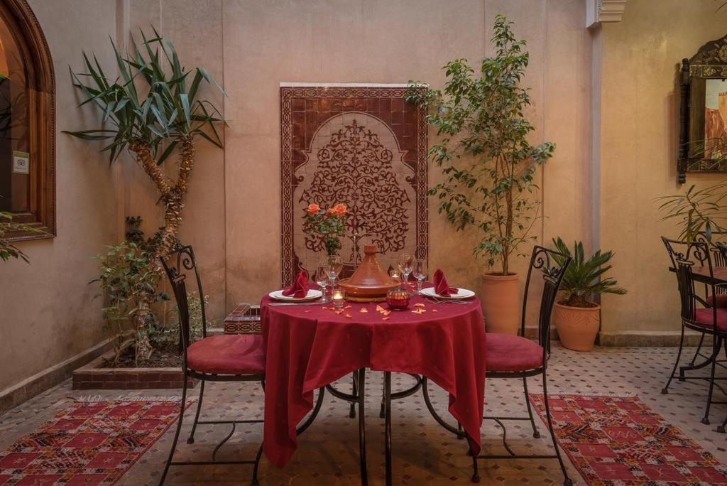 Dar Attika 4*