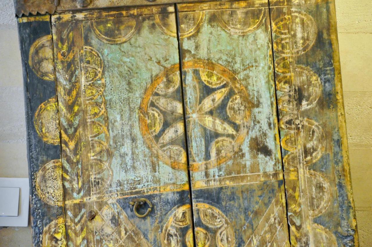 Anjar Riad